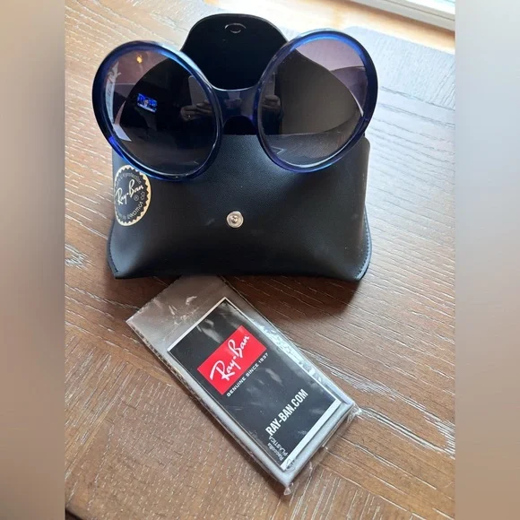 NWOT Womens Ray Ban Sunglasses RAY-BAN WOMENS SQUARE II RB 1973 6587 SUNGLASSES TRUE BLUE  main image 4
